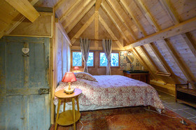 Petit chalet, avec vues extérieures
