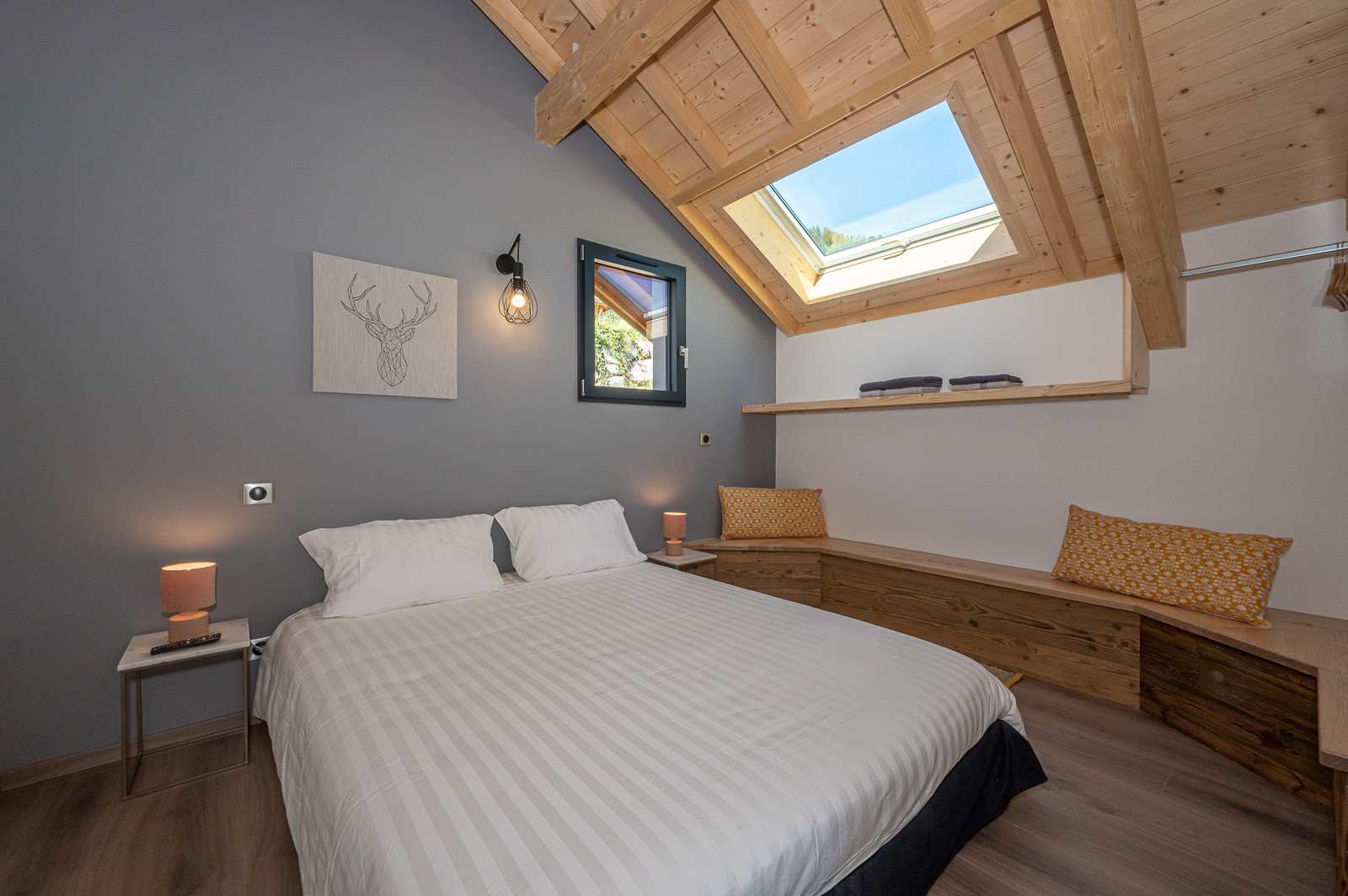 Grand chalet Luxueux, Maison, T4, avec vues exterieures